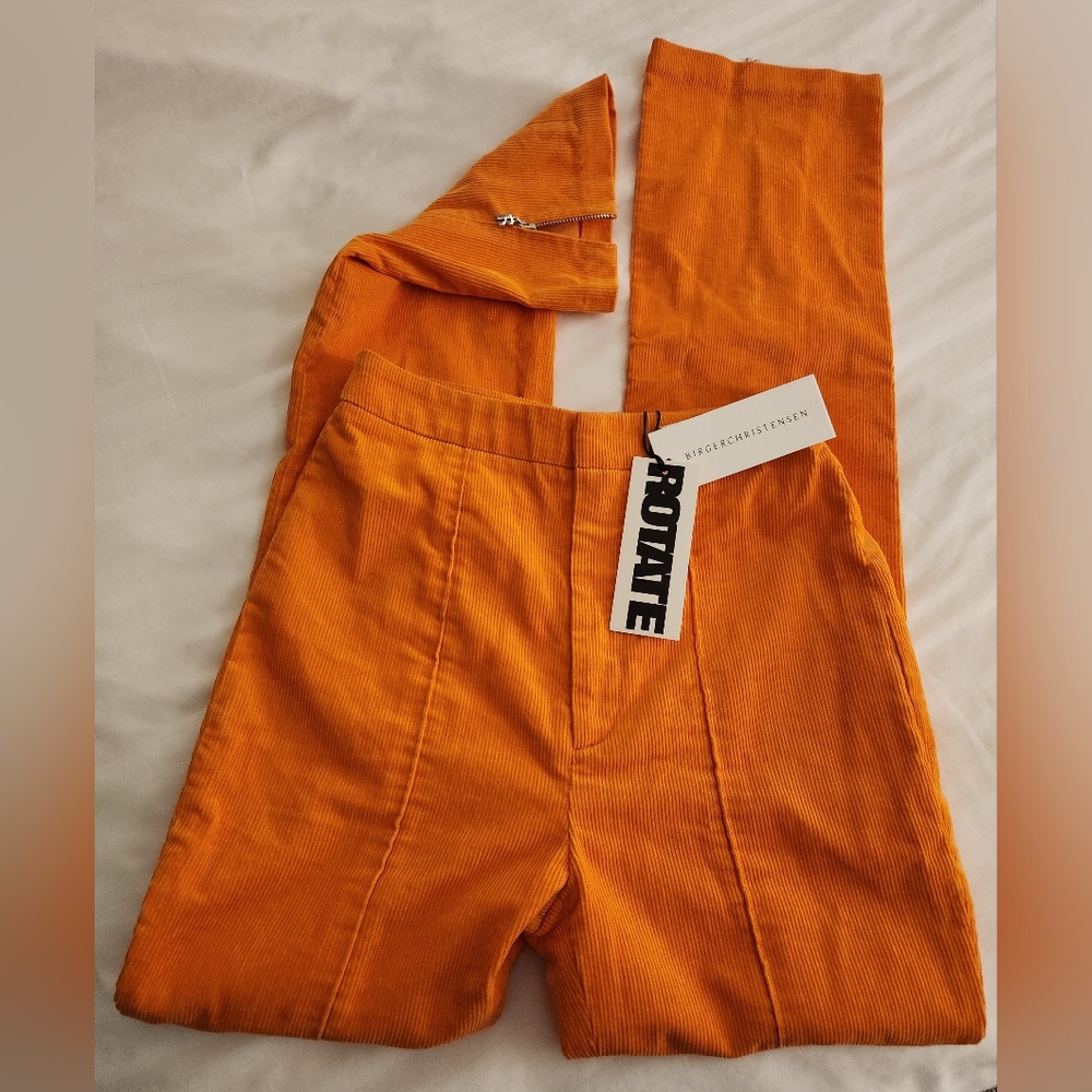 Rotate Orange Straight Leg Pants Size 4 Can Be Flared